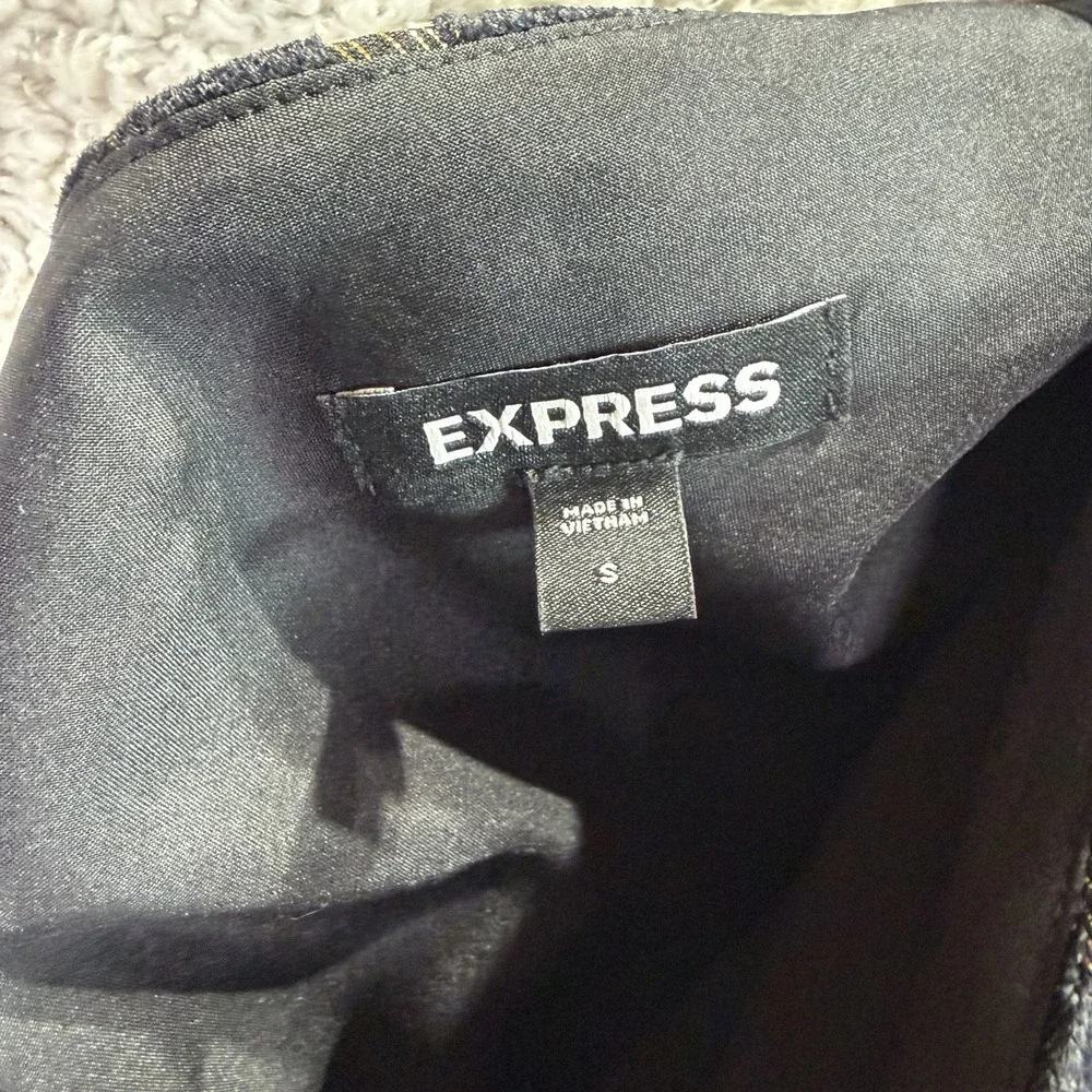 Express One Shoulder Black & Gold Metallic Ruched Crop Top Women's‎ Small Party
